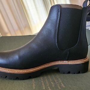 Lug Chelsea Boot